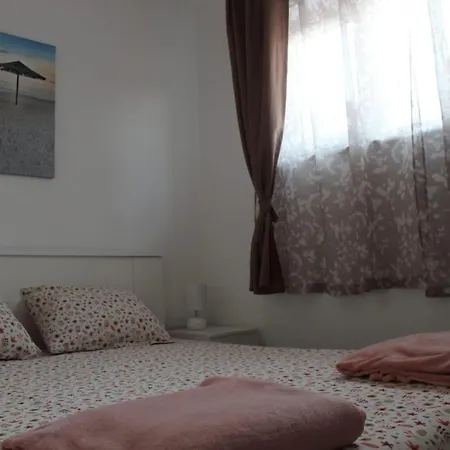 Katarina Apartment Vir